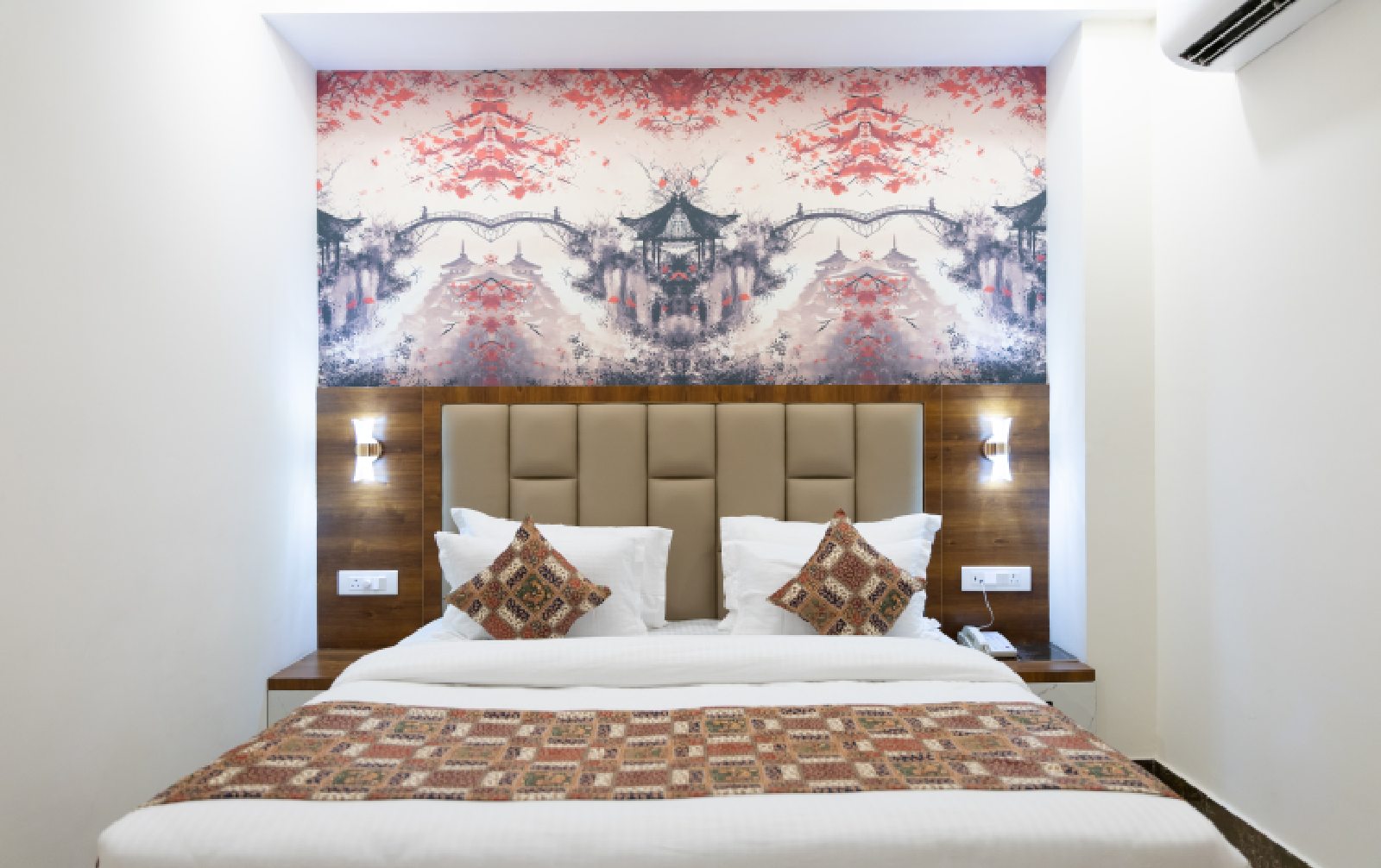 Double bed hotel room in Dehradun